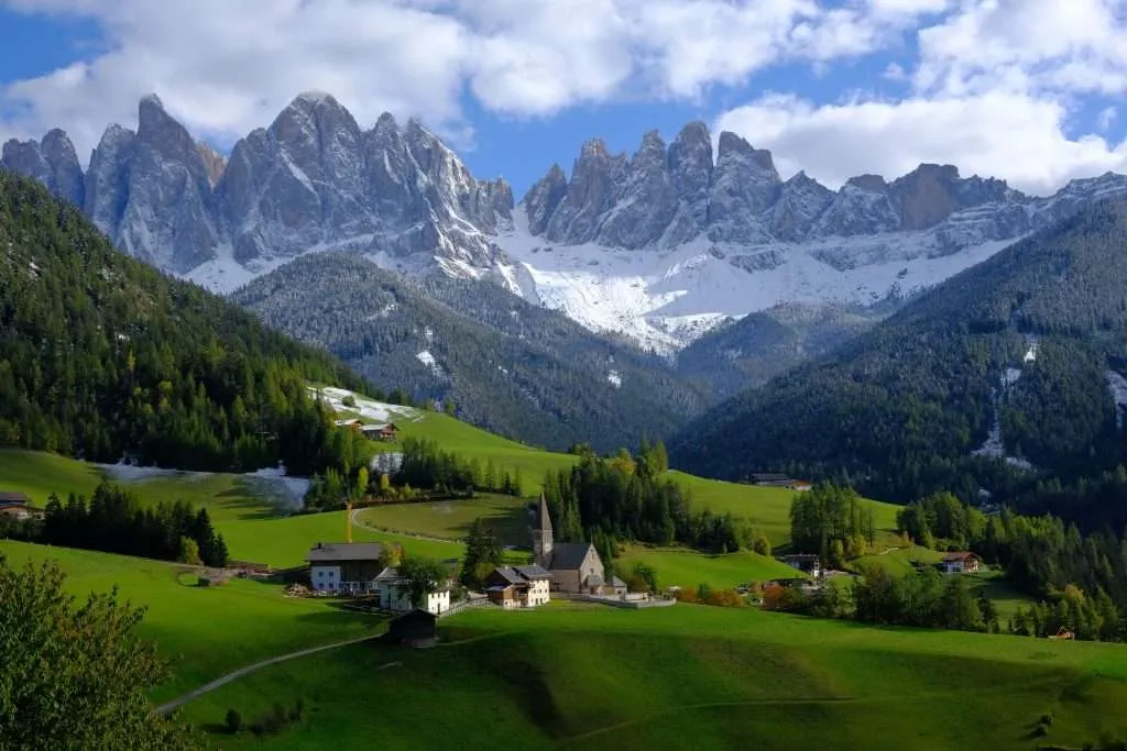 Experience the Breathtaking Beauty of Val di Funes, Italy: A Hidden Gem Awaiting Your Discovery